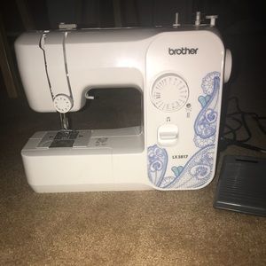 BROTHER SEWING MACHINE